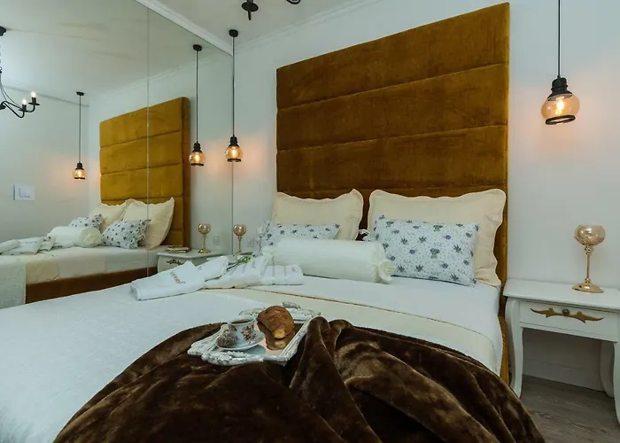 Francesca Baroque Lejlighed *